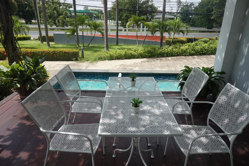 Akelada Hotel Nang Rong Zewnętrze zdjęcie